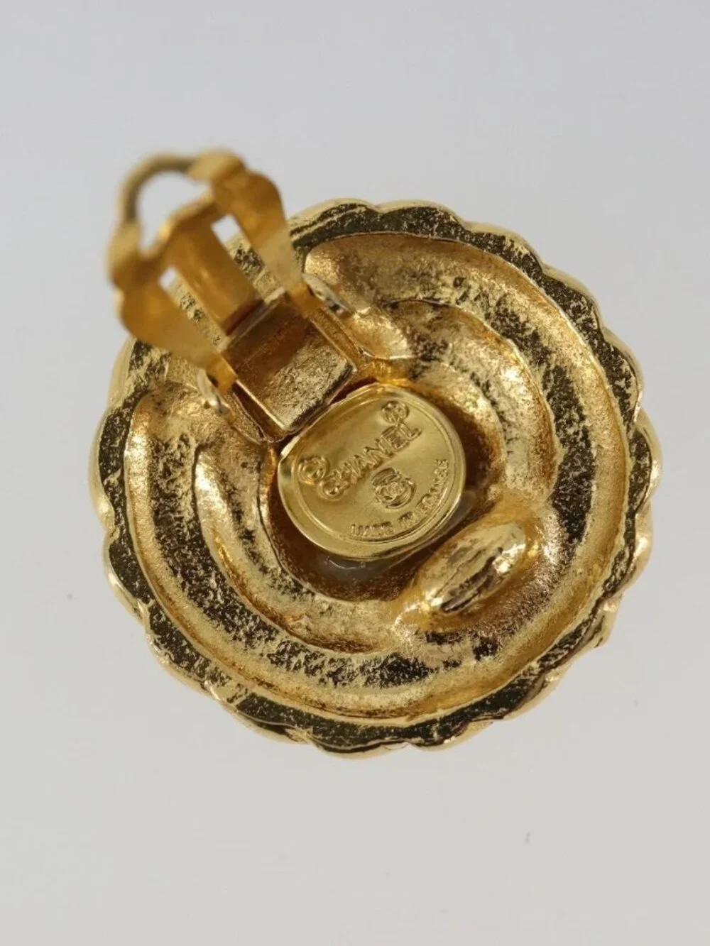 CHANEL Earring Metal Gold Tone CC Auth BA13635